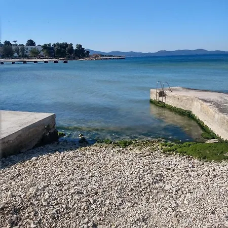 R&b Zadar