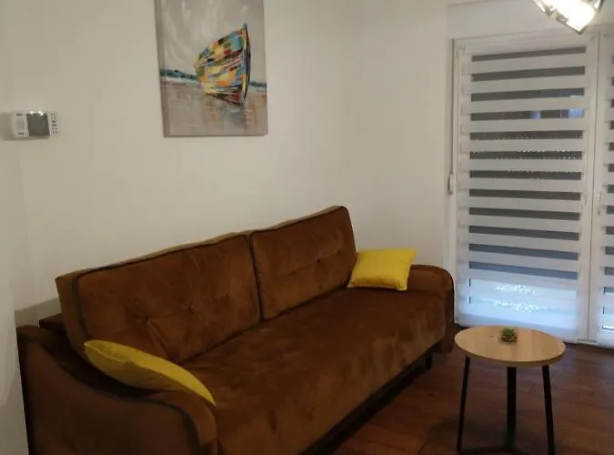 דירה R&b זאדאר